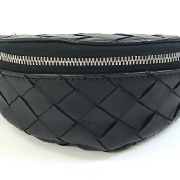 Bottega Veneta Handbags - BOTTEGA VENETA Black Leather Intrecciato Pouch